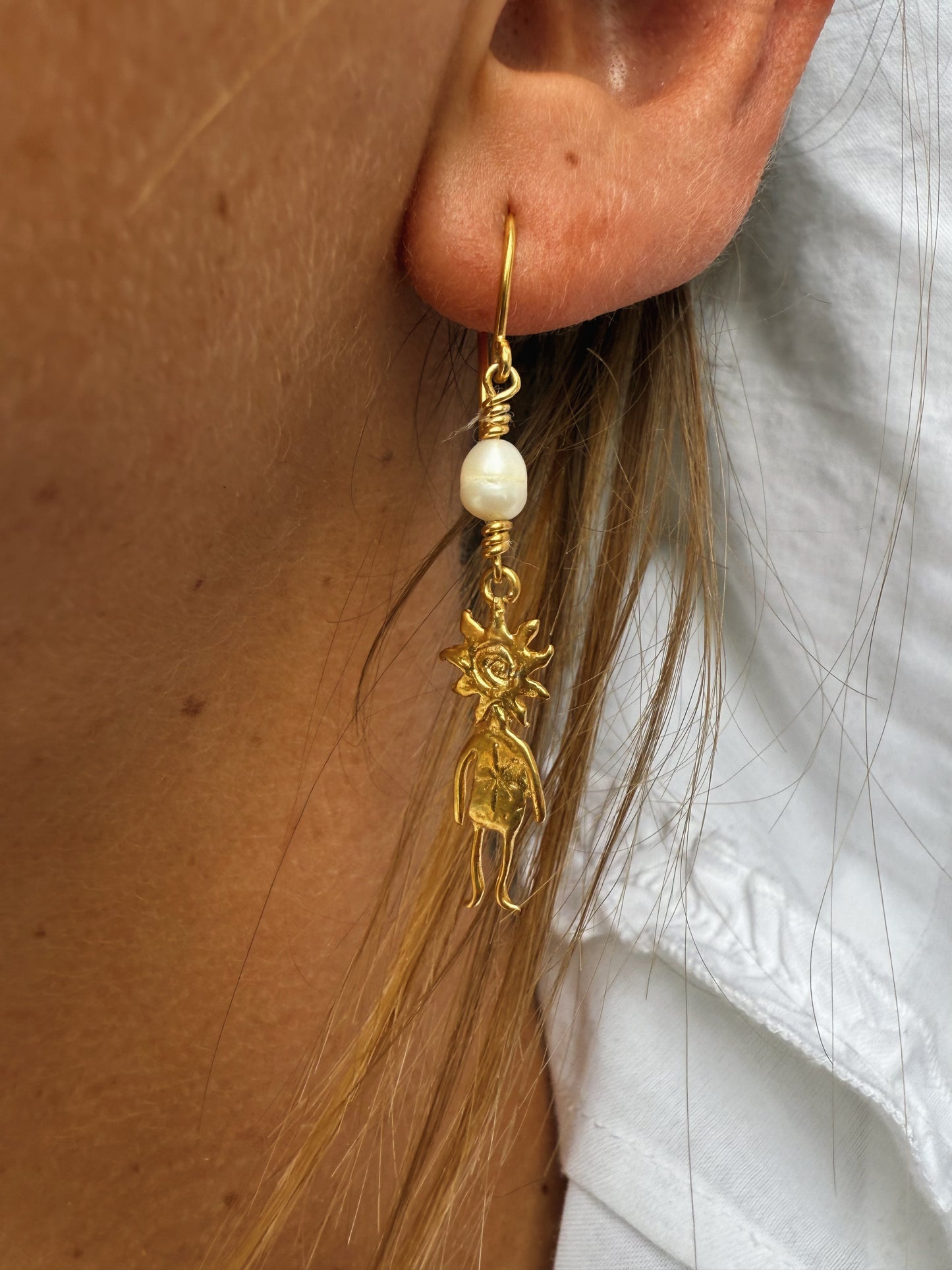 SUN MAN PEARL DROP gold