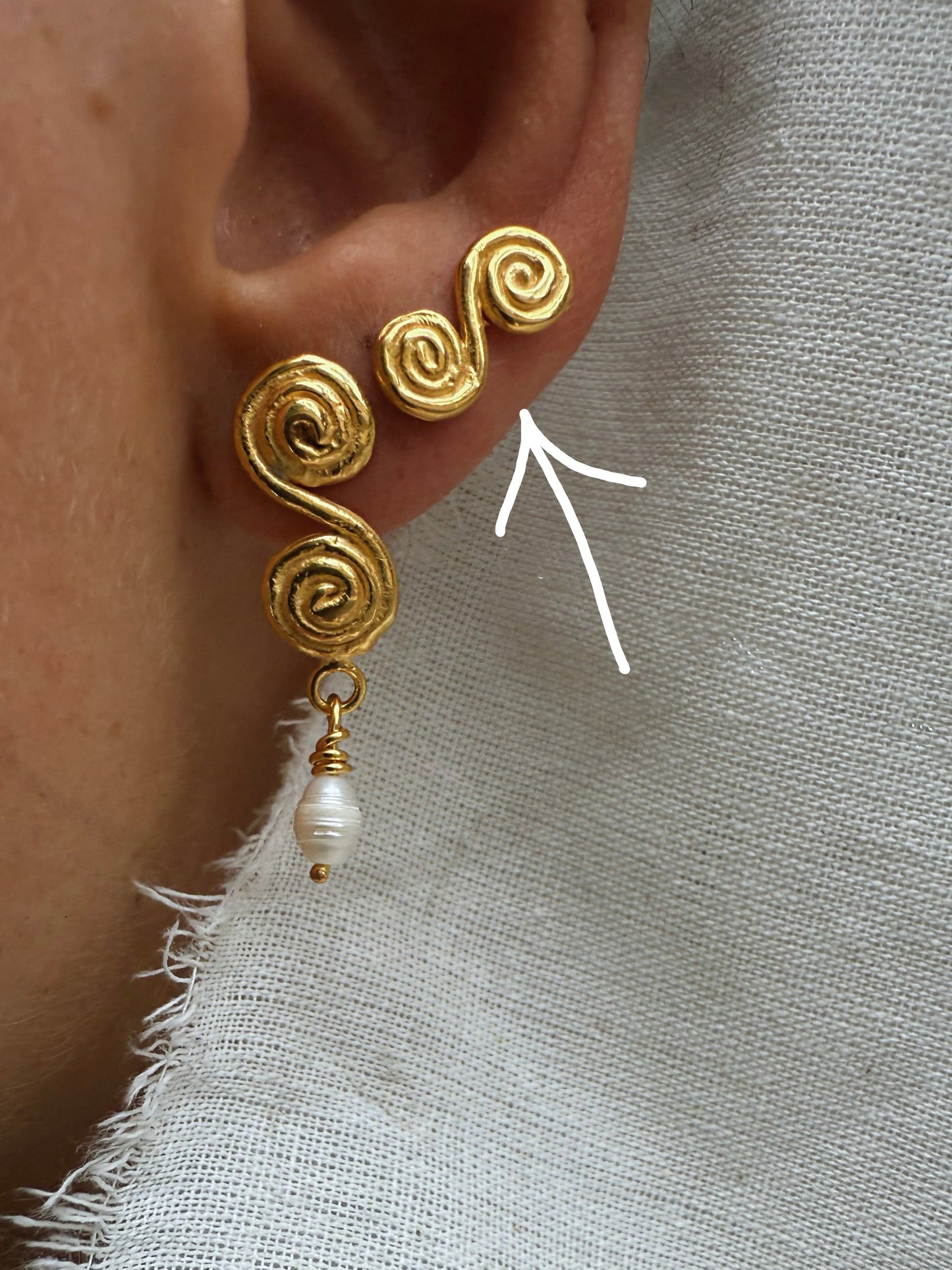 ECHO EARRINGS GOLD