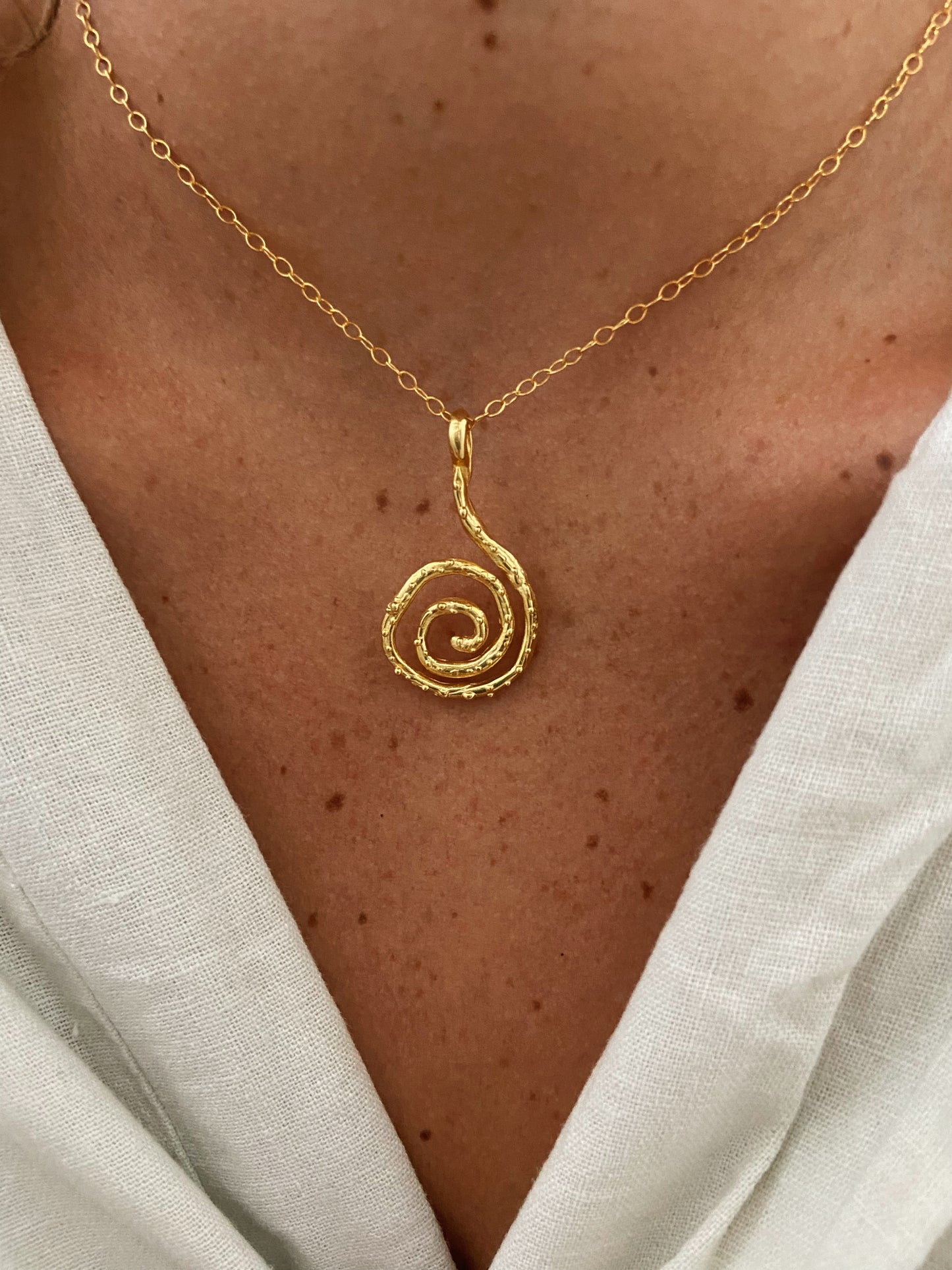TWIRL ✧ GOLD