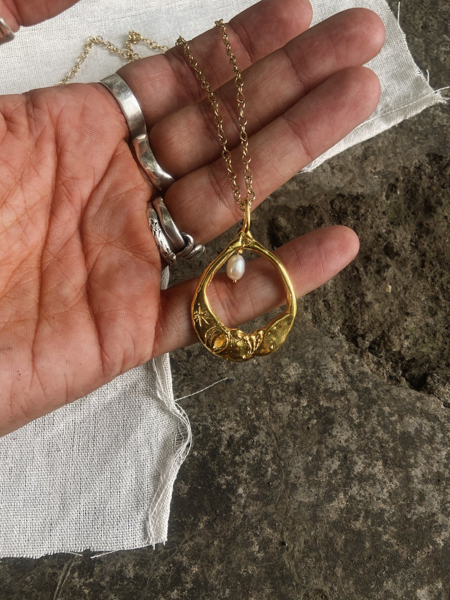 moonswing ✧ GOLD
