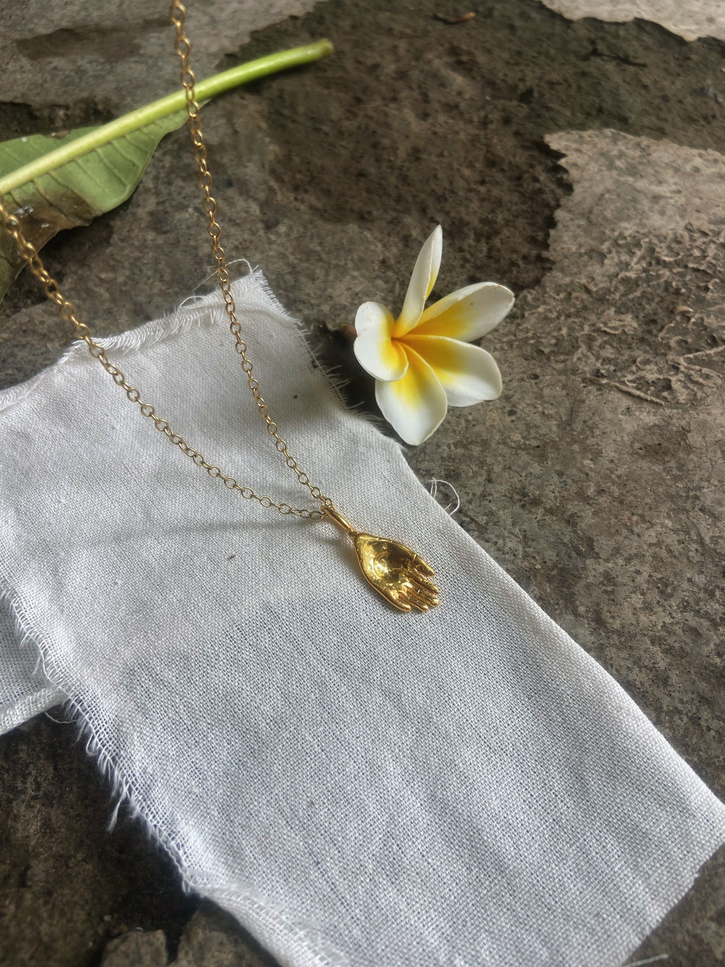 POTENT PALM ✧ GOLD