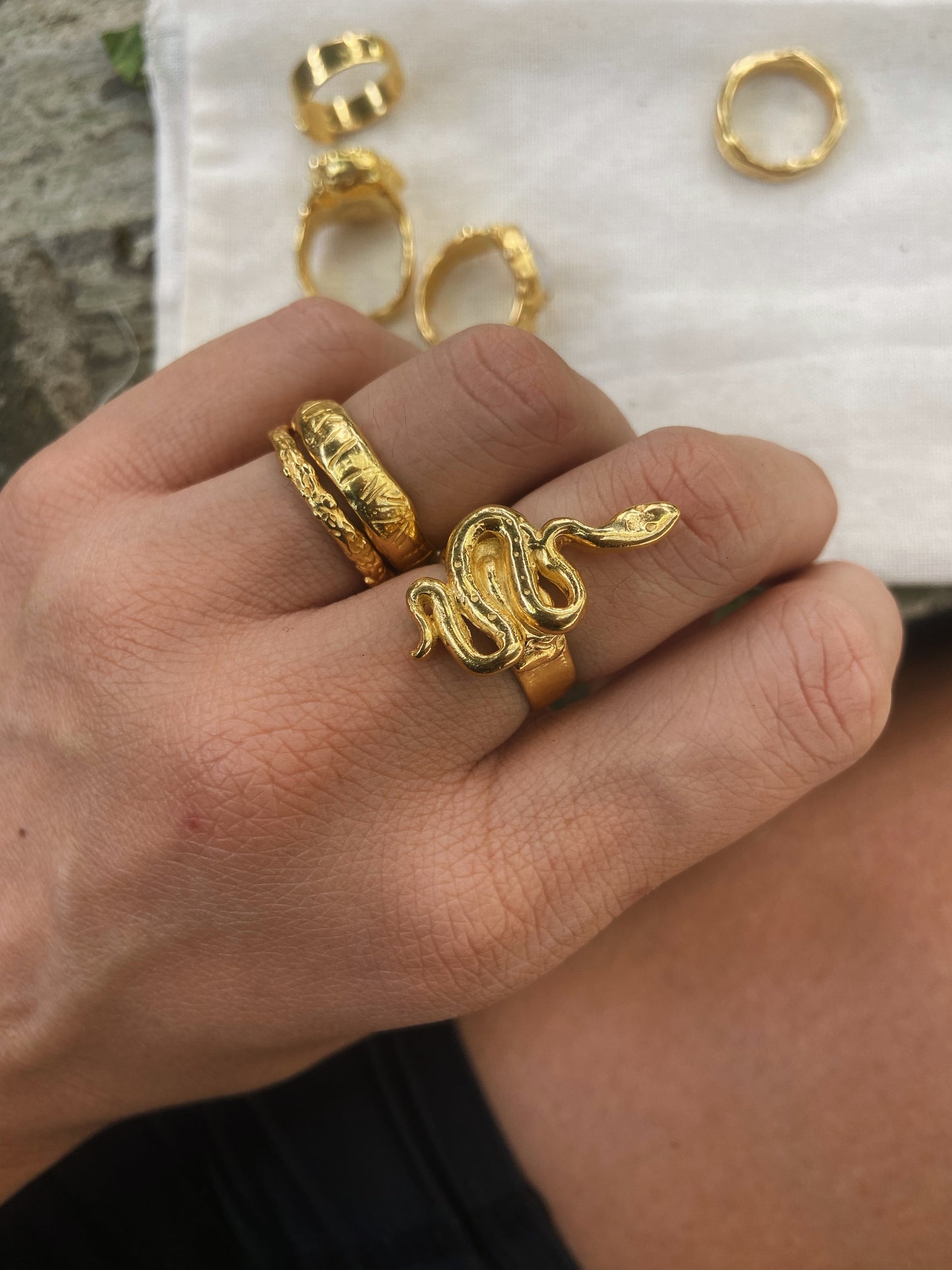SENSES ✧ GOLD