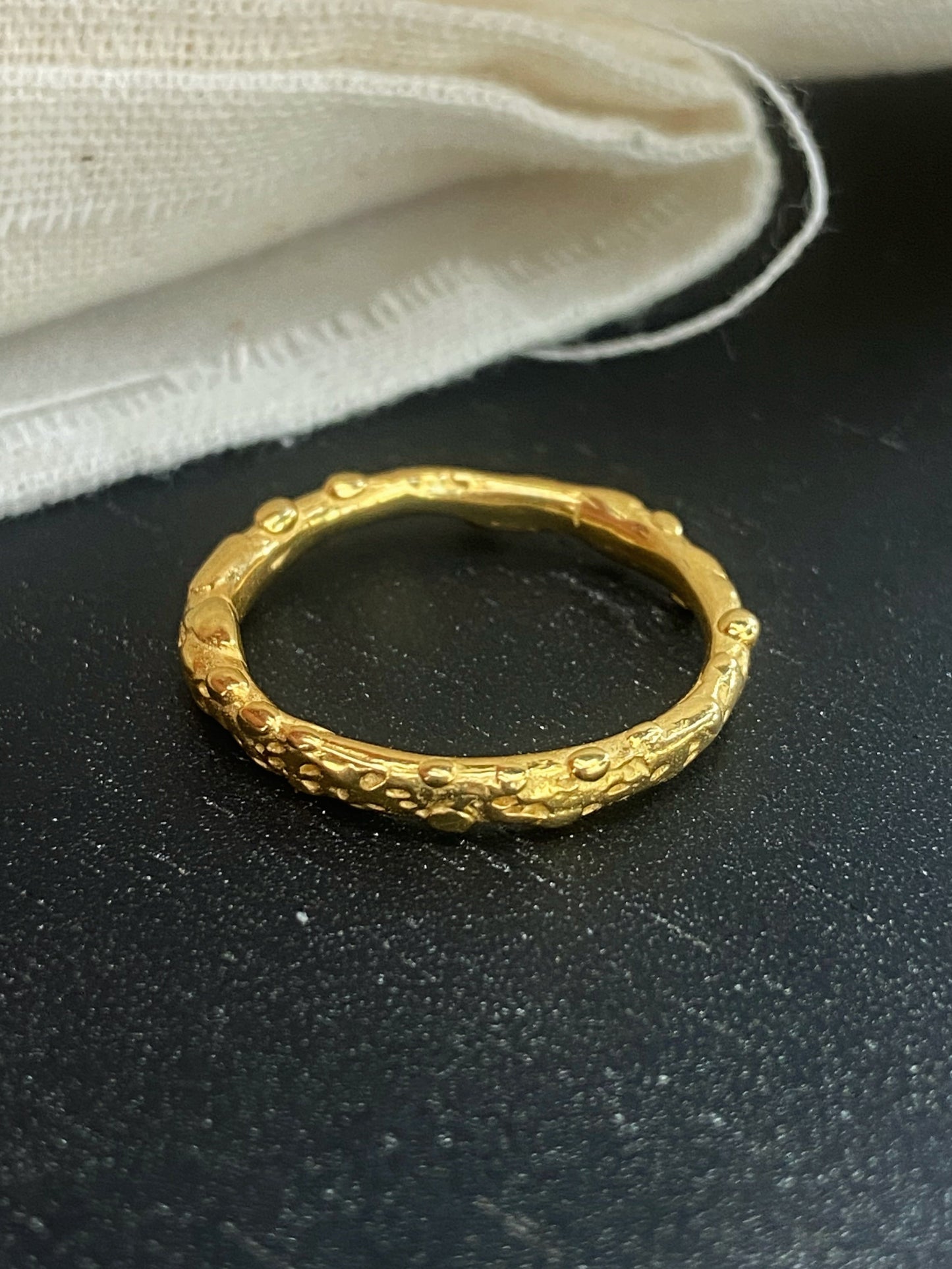 BARNACLE ✧ GOLD