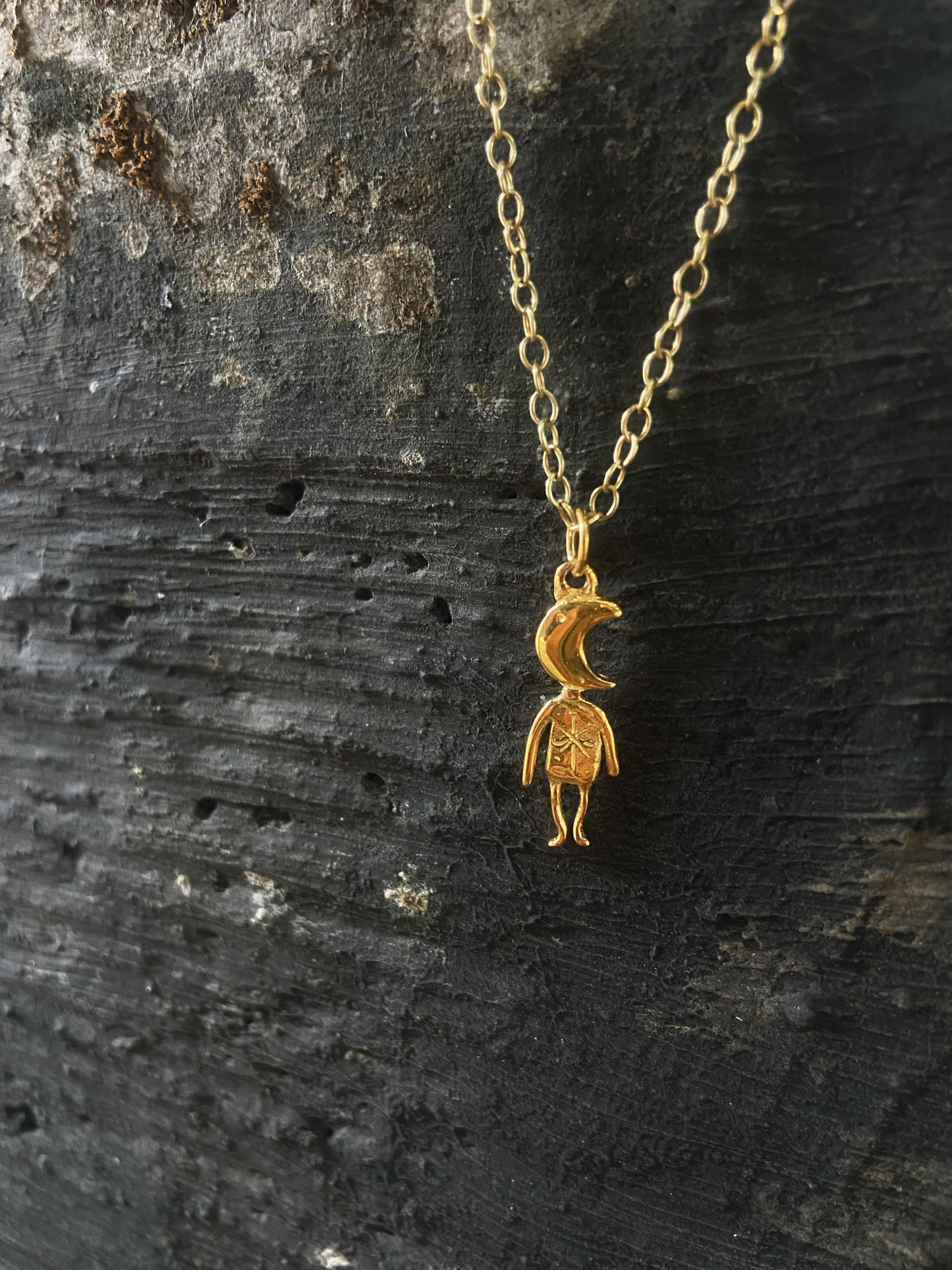 MOON MAN ✧ GOLD