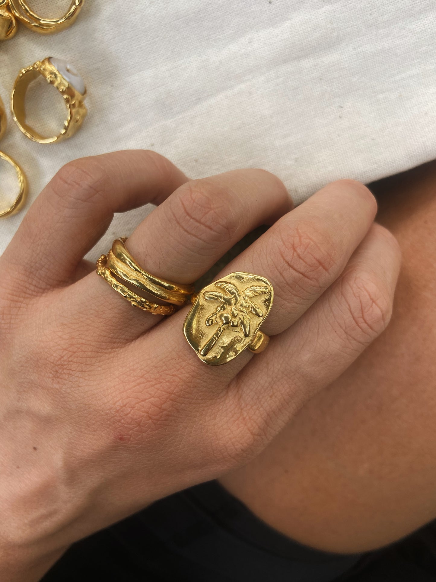 RAFIKI ✧ GOLD
