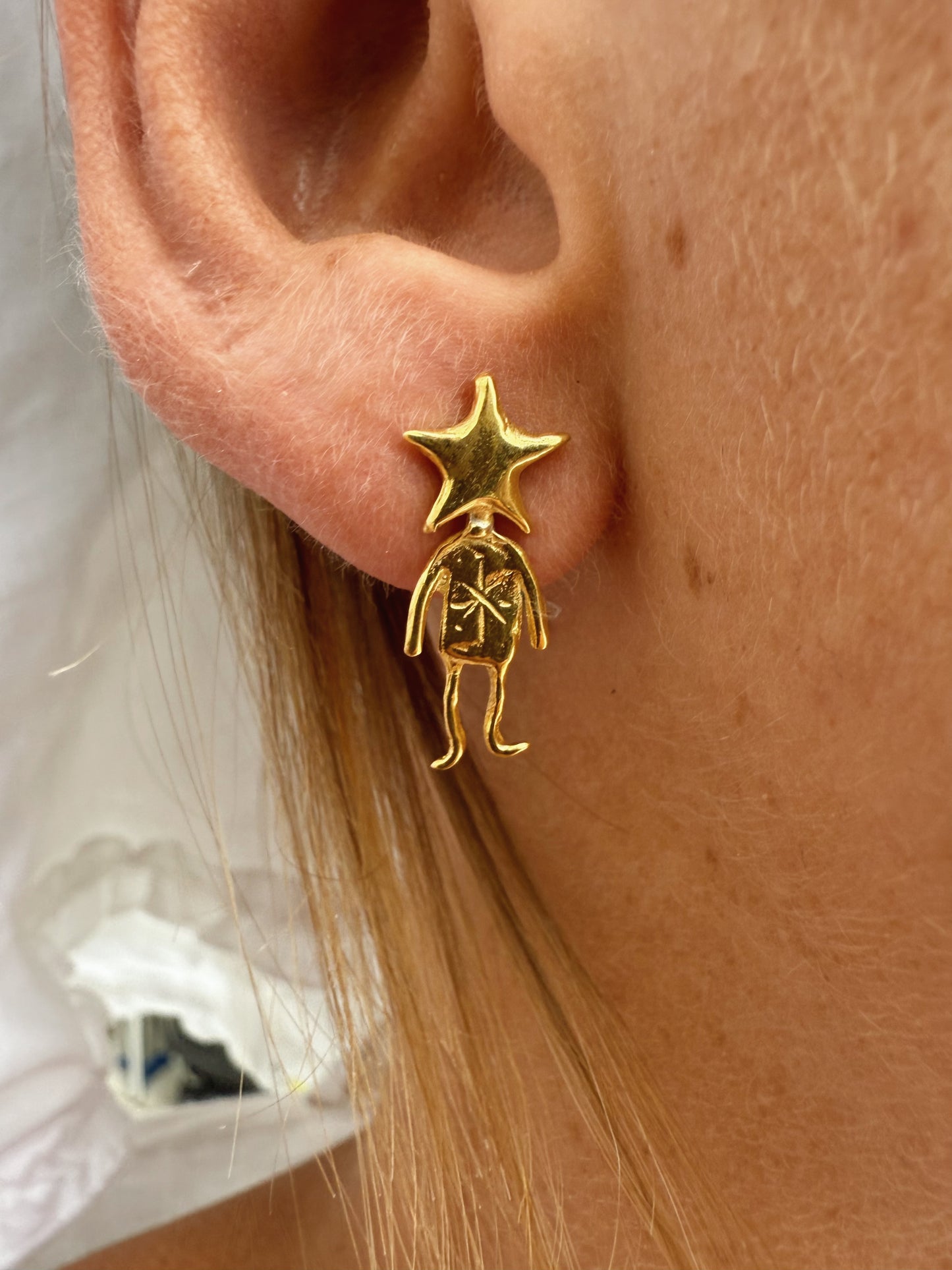 STAR MAN STUDS GOLD