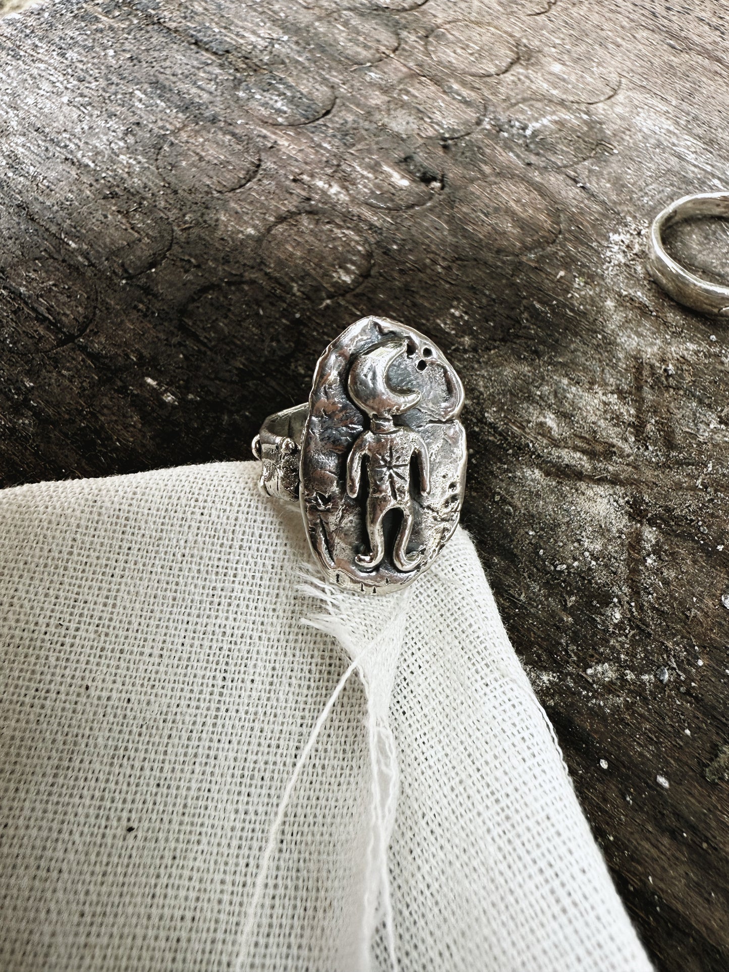 MOON MAN RING