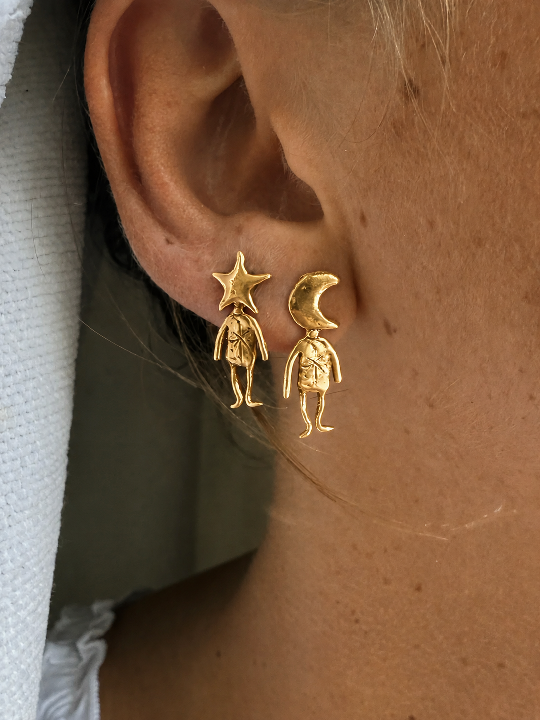 COSMIC FRIENDS STUDS - GOLD