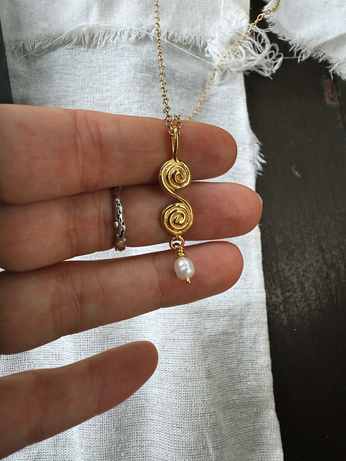 ECHO DRIP GOLD