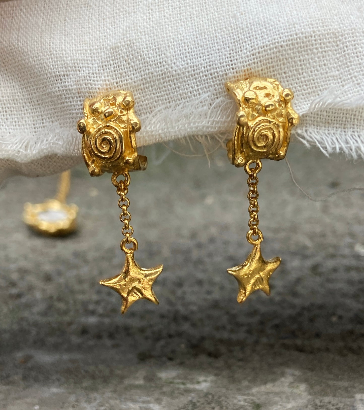 CINNAMON STARS ✧ GOLD
