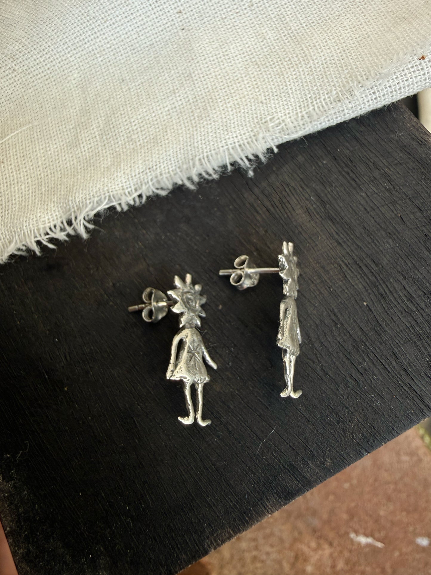SUN GIRL STUDS