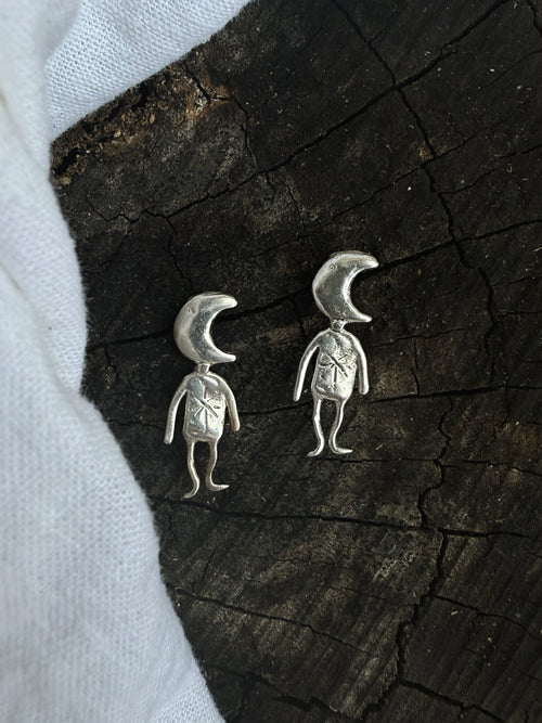 MOON MAN STUDS