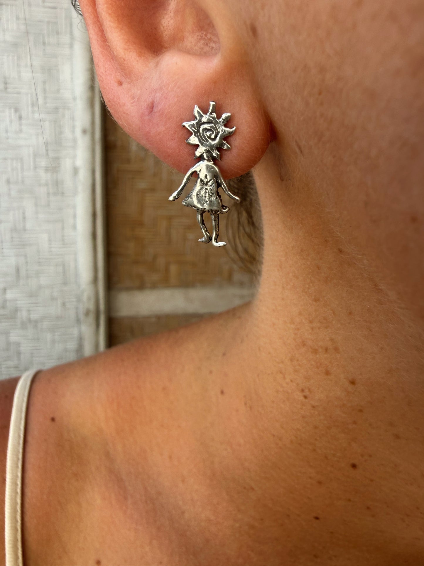 SUN GIRL STUDS
