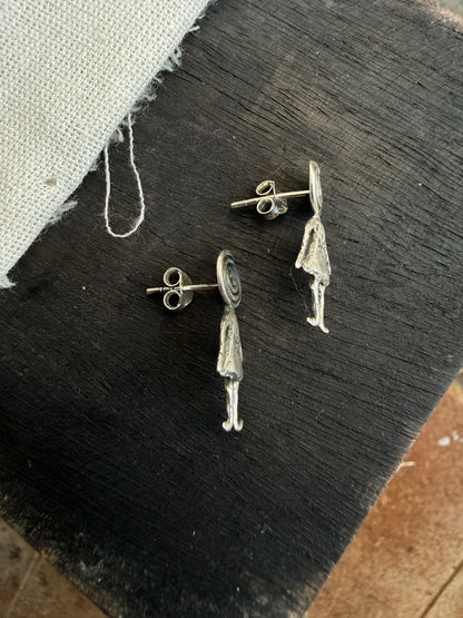 DIZZY GIRL STUDS