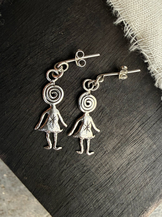 DIZZY GIRL EARRINGS