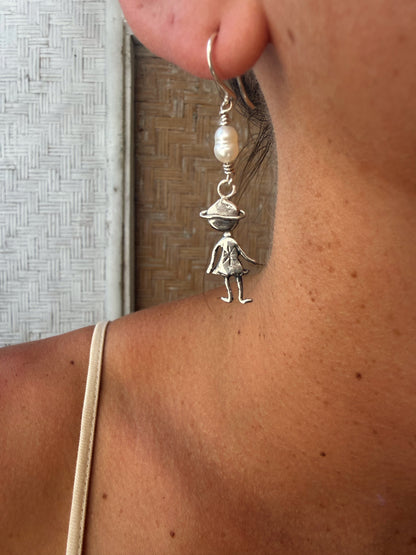COSMO GIRL PEARL DROPS