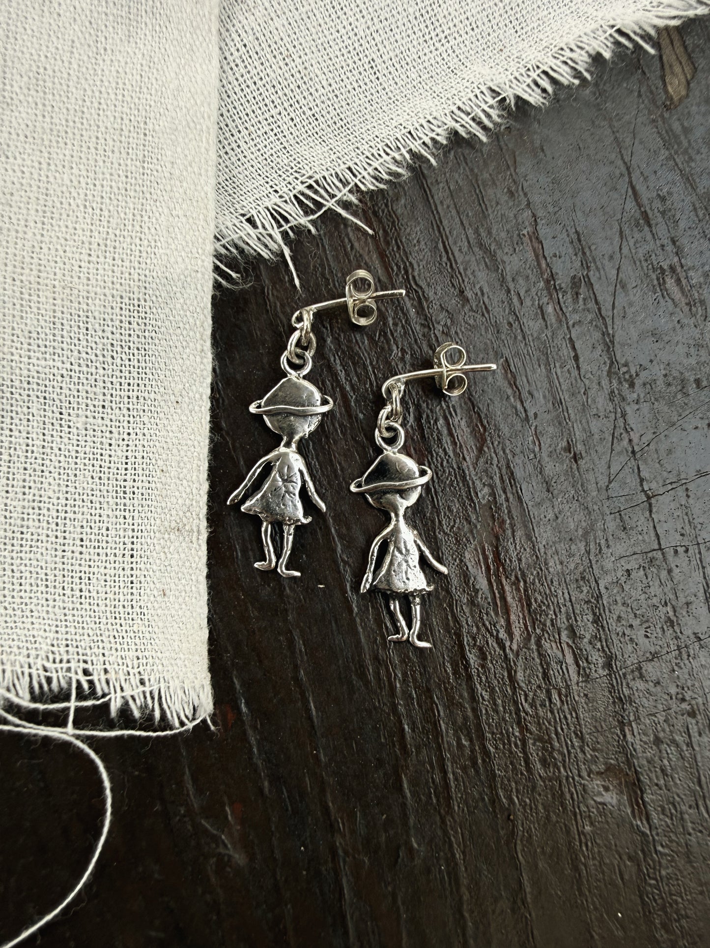COSMO GIRL EARRINGS