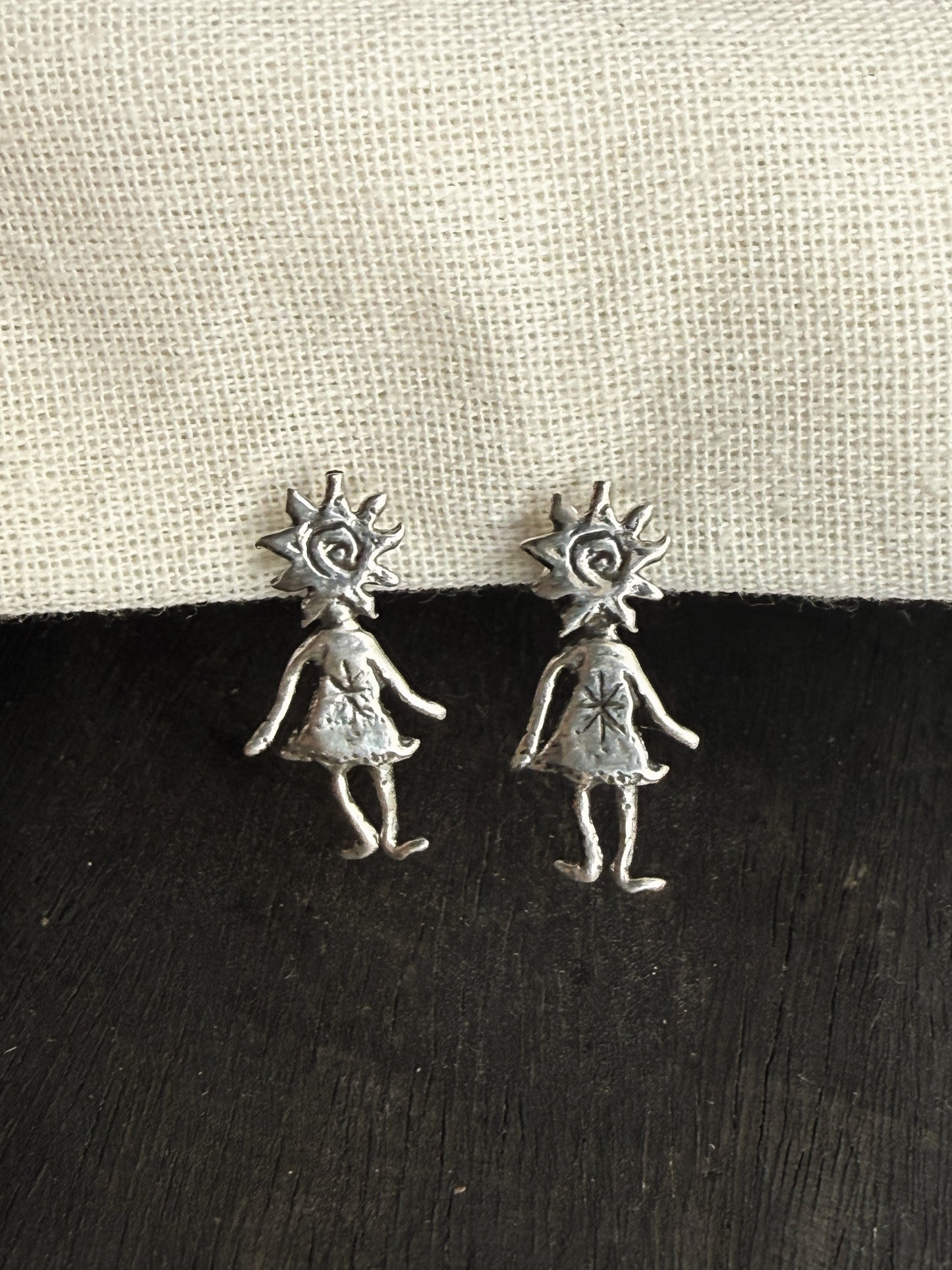SUN GIRL STUDS