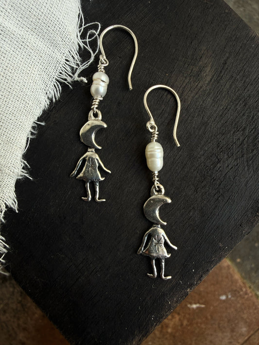 MOON GIRL PEARL DROPS