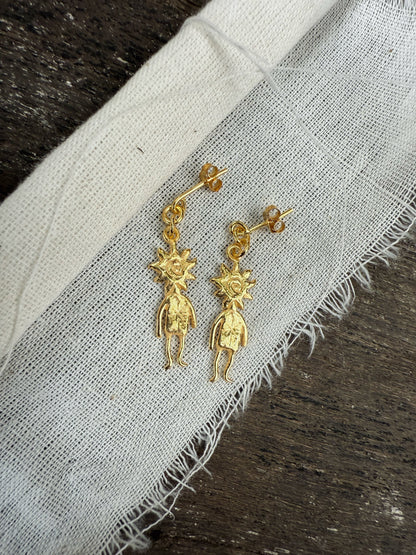 SUN MAN EARRINGS GOLD