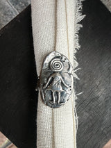 DIZZY GIRL RING