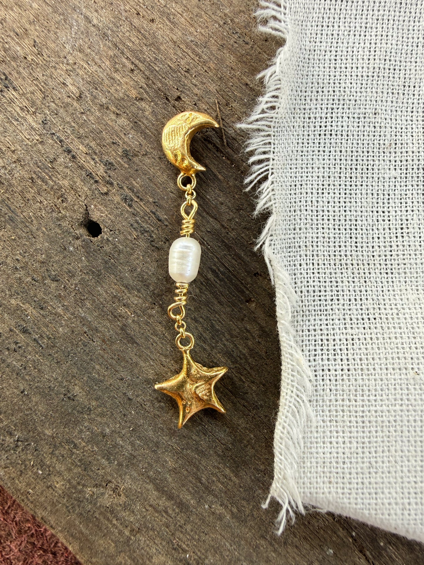 NIXIE MOON GOLD