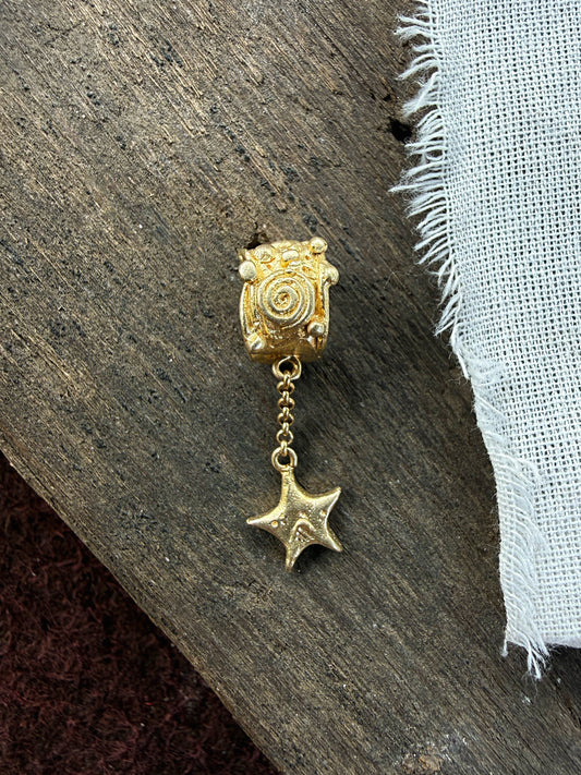 CINNAMON STAR GOLD