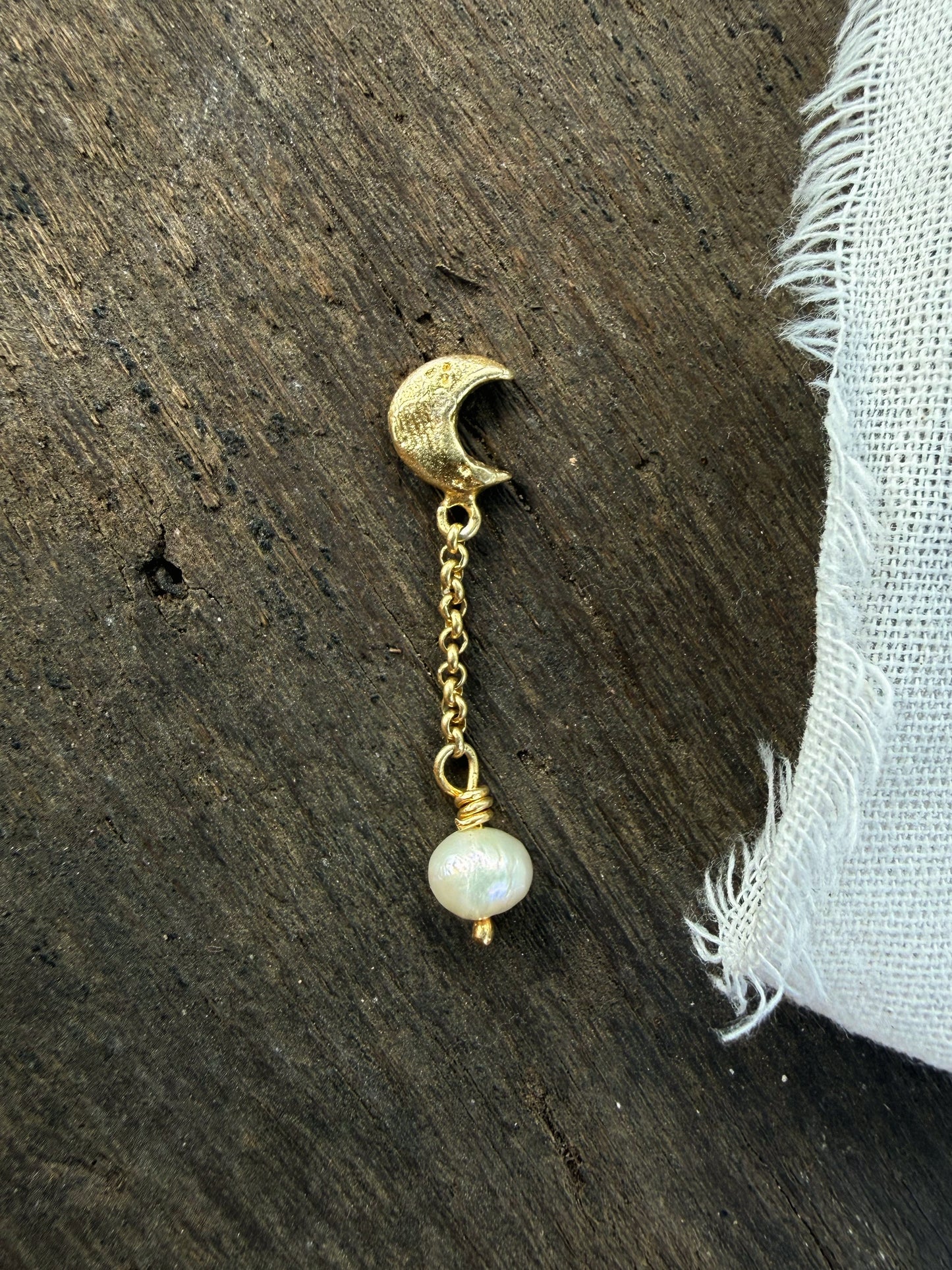 JINXIE MOON GOLD