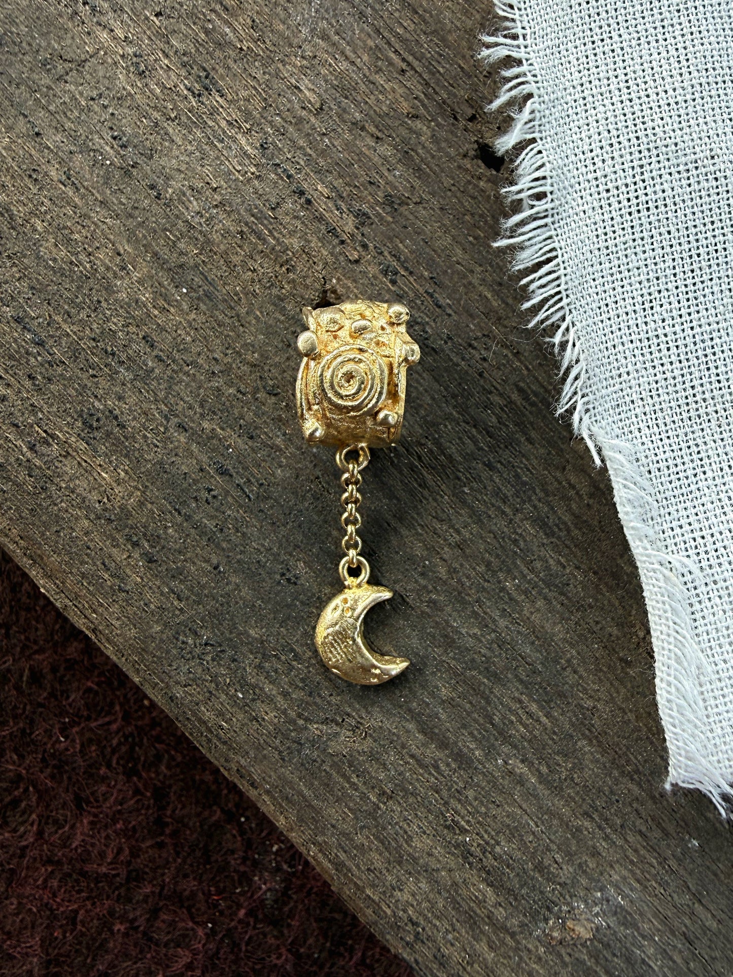 CINNAMON MOON GOLD
