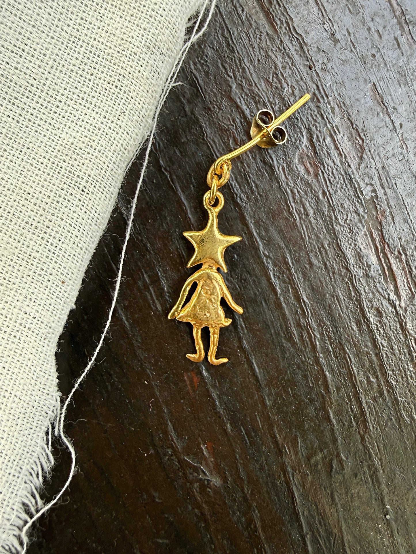 STAR GIRL GOLD