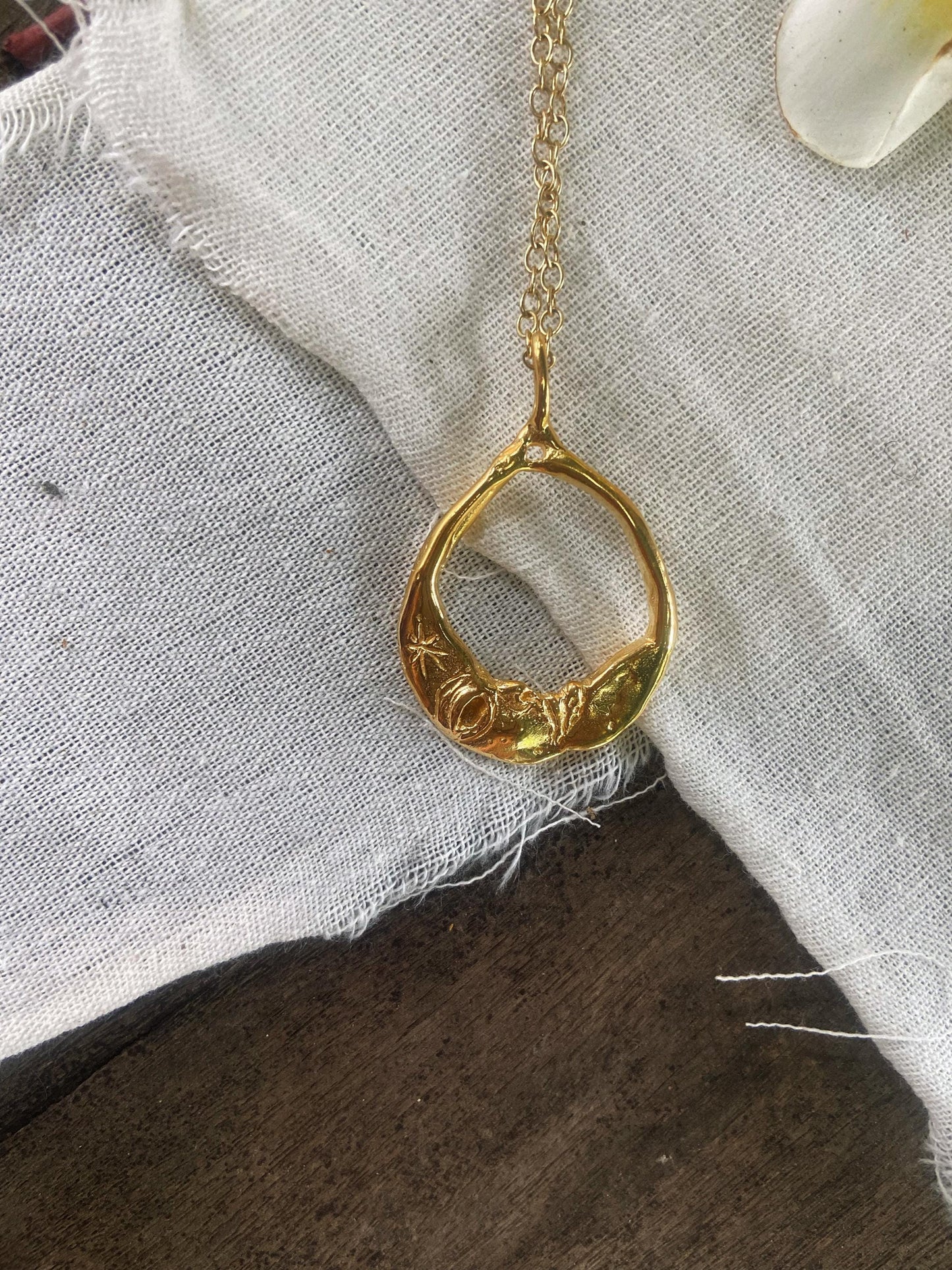 WILLOWMOON  GOLD