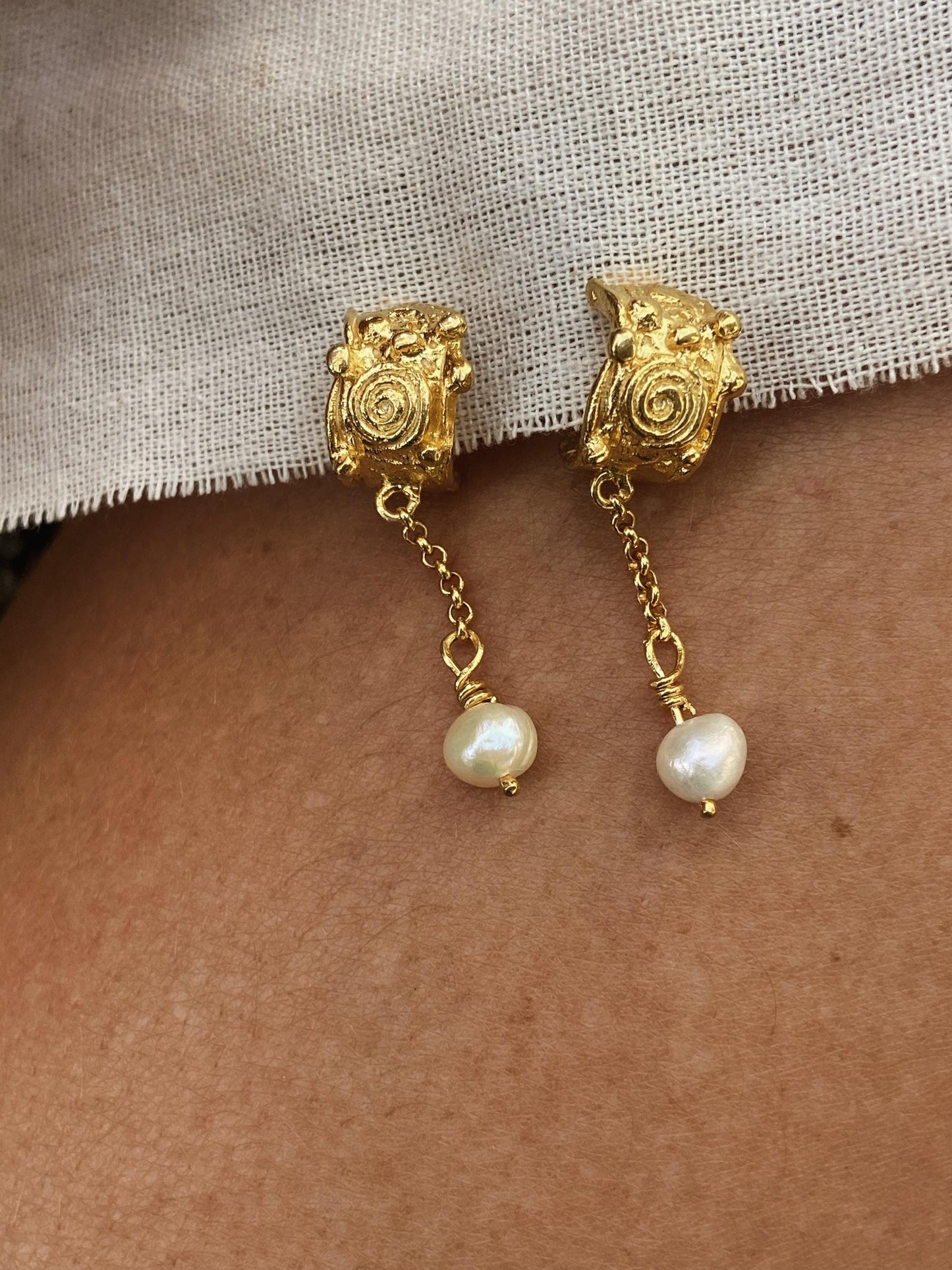 CINNAMON PEARLS  GOLD