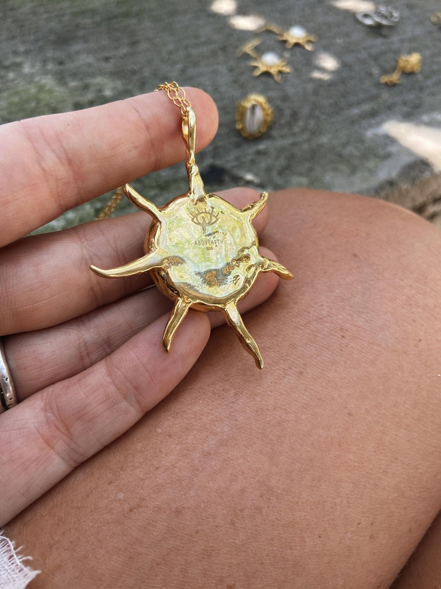 ZODIAC SUN  GOLD