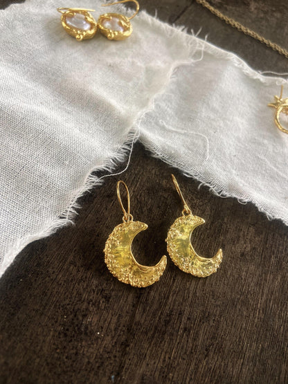 MOON DANCE  GOLD