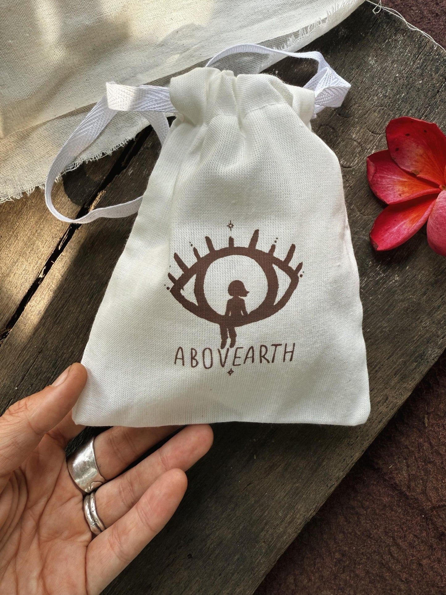 GIFT POUCH