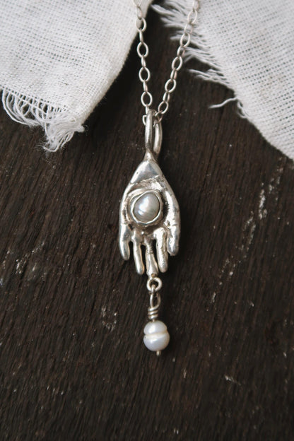 PEARLY PALM casting spells