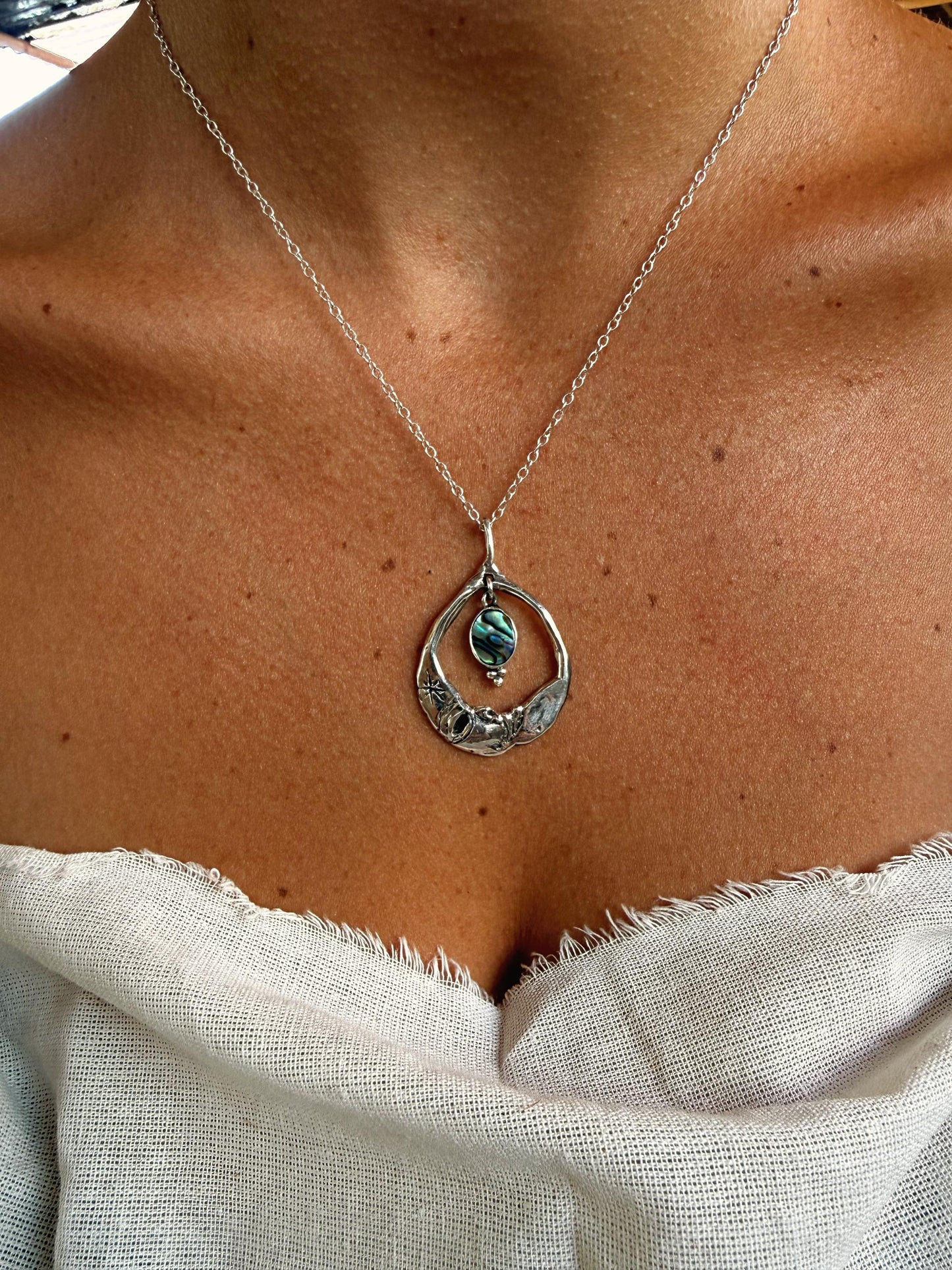 SEA MOONSWING