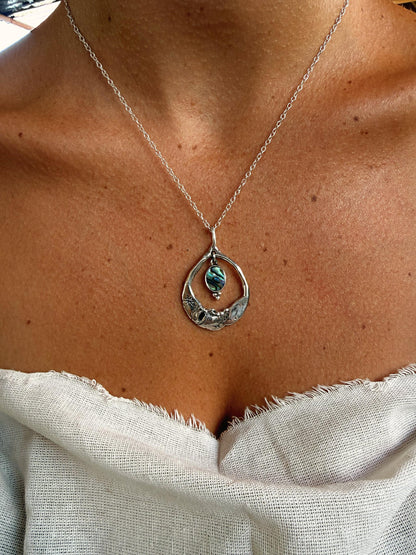 SEA MOONSWING
